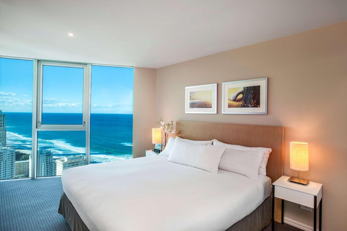 Hilton Surfers Paradise Hotel & Residences