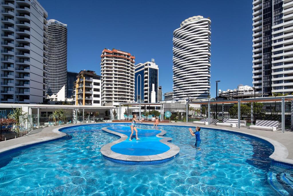 ULTIQA Beach Haven on Broadbeach