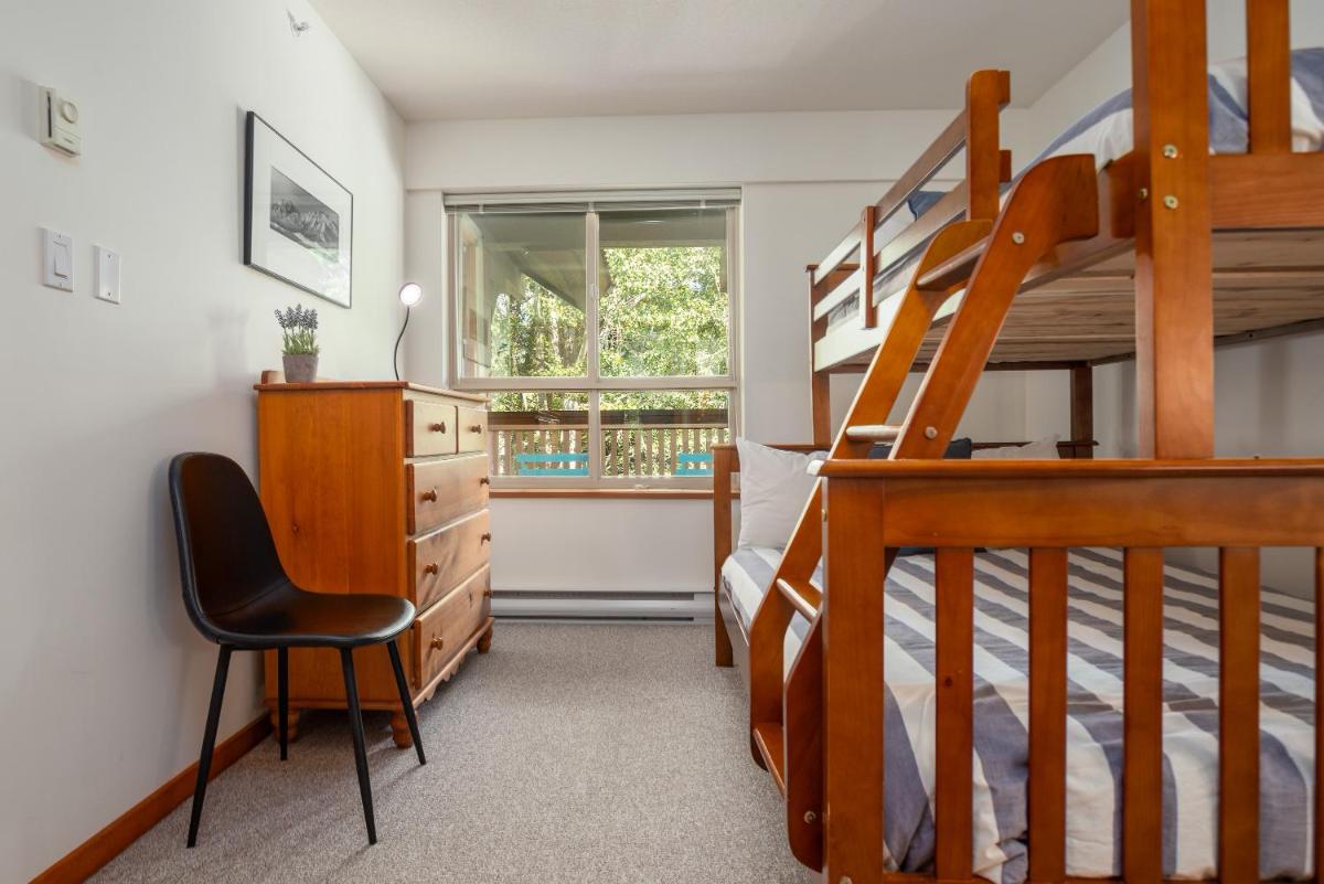 Image 7 of Bright Multi-Level Home