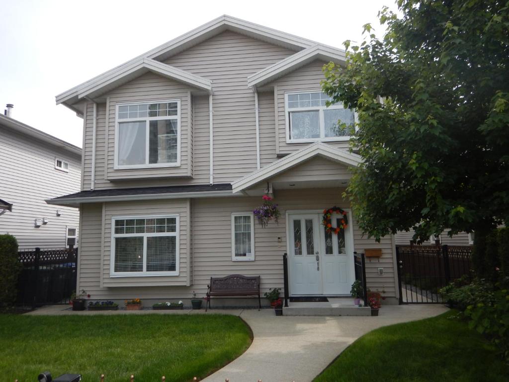 Image 1 of Clean and Quiet 2 bdr 2 bthr private entrance entire guests suite near Coquitlam Center mall and skytrain
