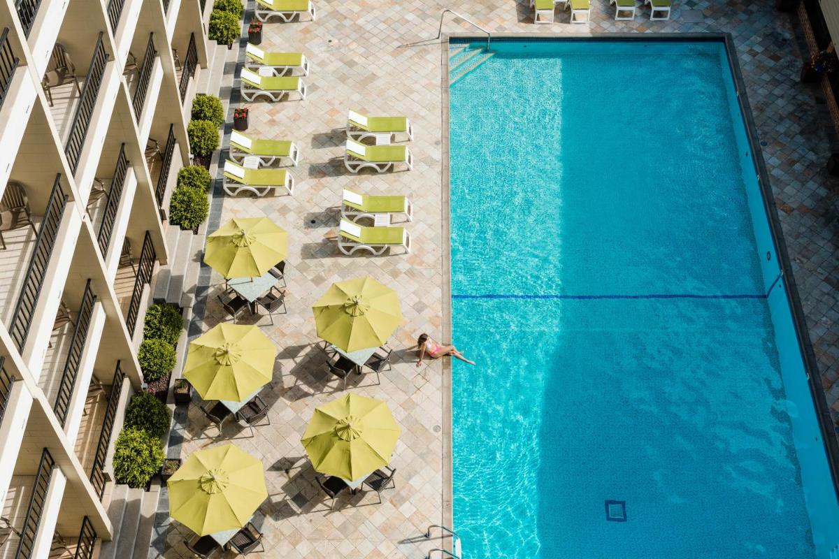 Image 3 of Coast Capri Hotel