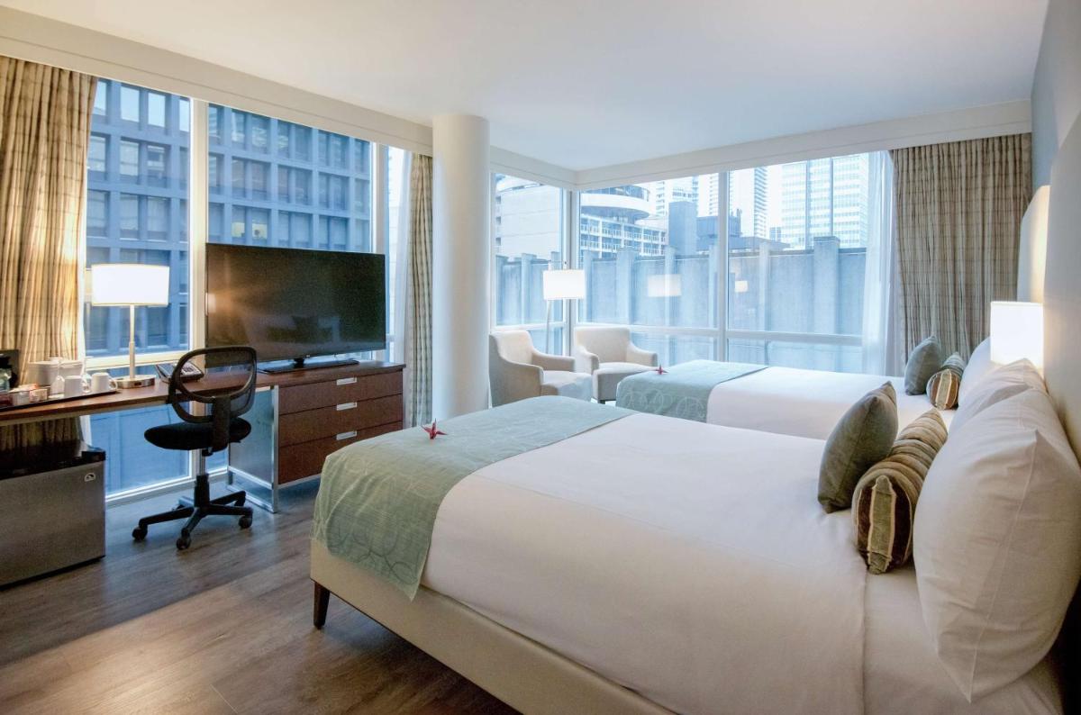 Image 2 of Coast Coal Harbour Vancouver Hotel by APA