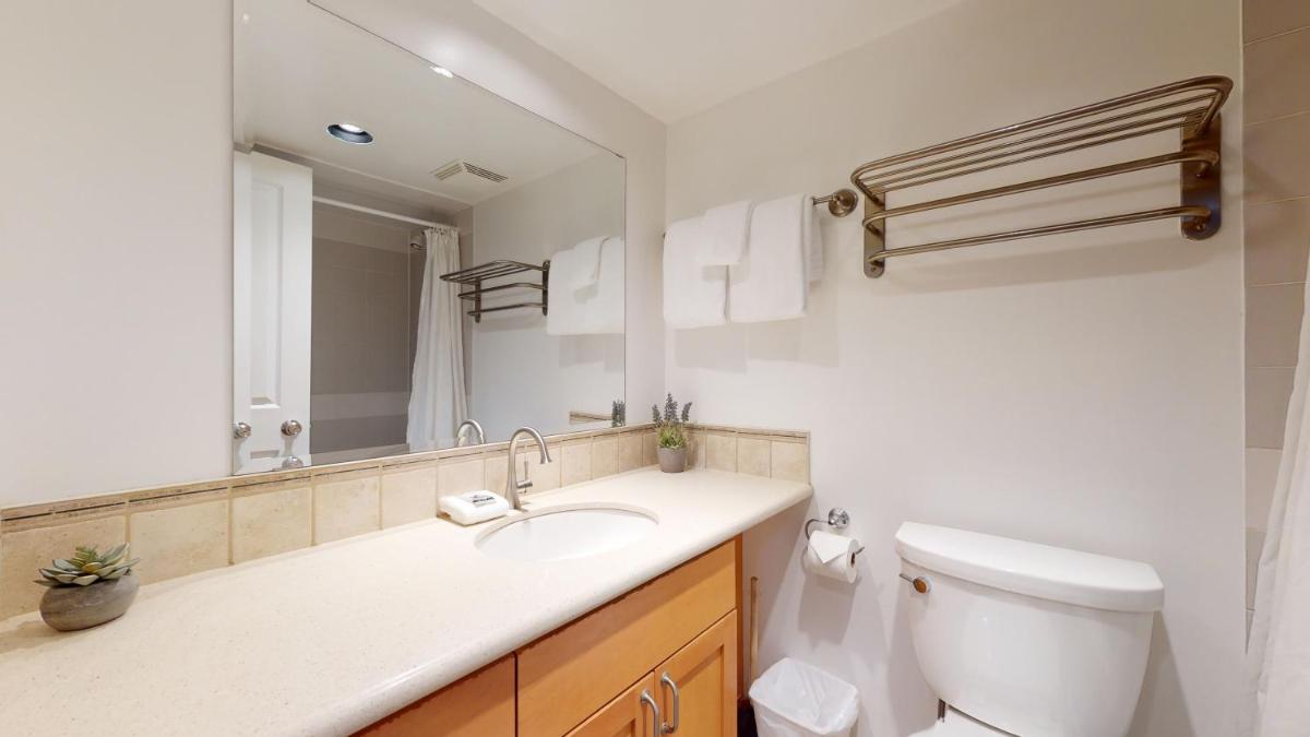 Image 3 of Cozy 1BR, steps from Creekside Gondola by Harmony Whistler Vacations