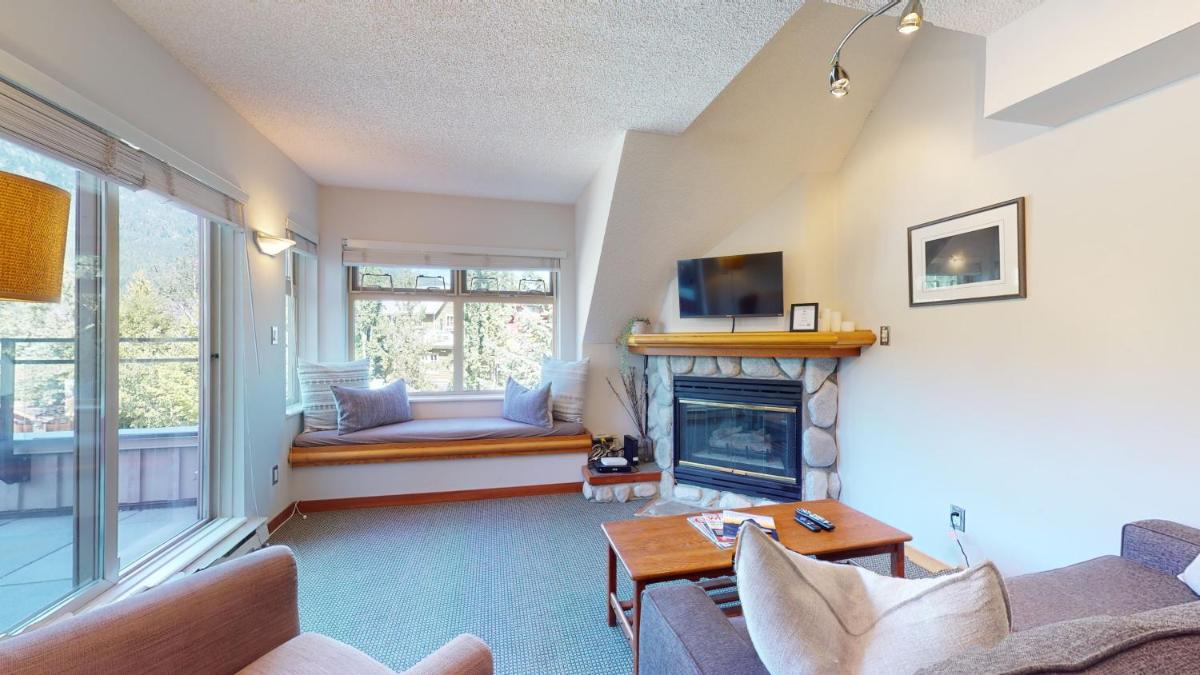 Image 5 of Cozy 1BR, steps from Creekside Gondola by Harmony Whistler Vacations