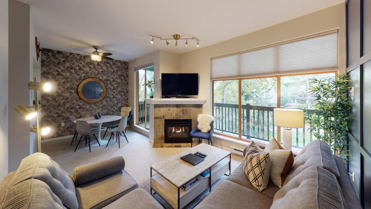 Image 6 of Designer Townhome In Whistler Village with Pool and Hot Tub