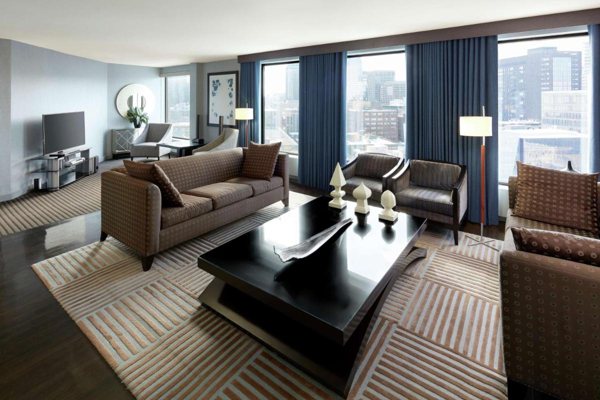 Image 6 of DoubleTree By Hilton Montreal
