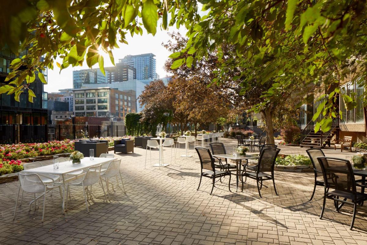Image 7 of DoubleTree By Hilton Montreal