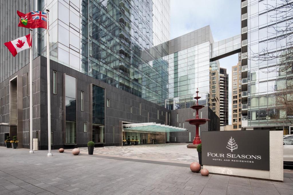 Image 2 of Four Seasons Hotel Toronto