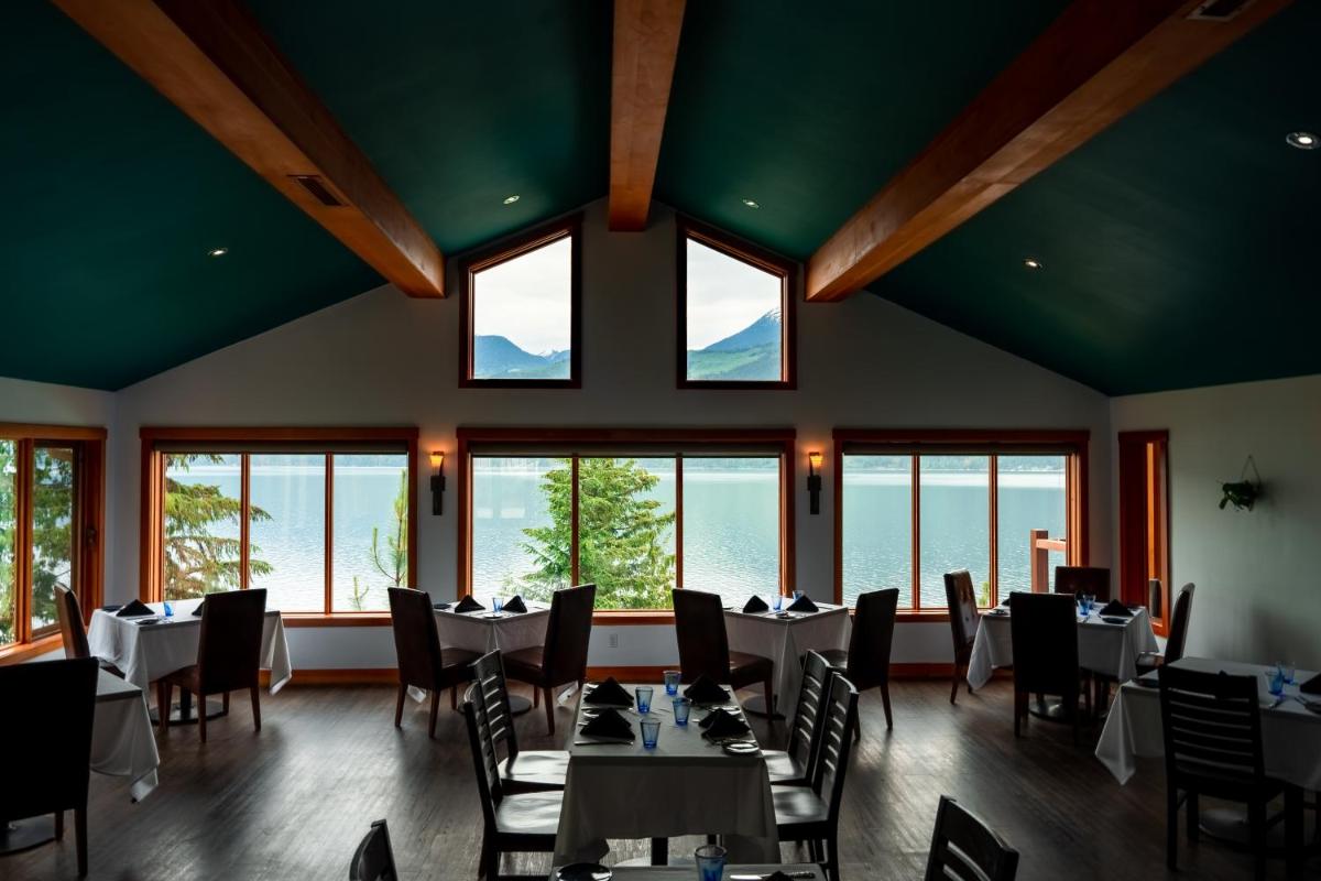 Image 5 of Halcyon Hot Springs Resort