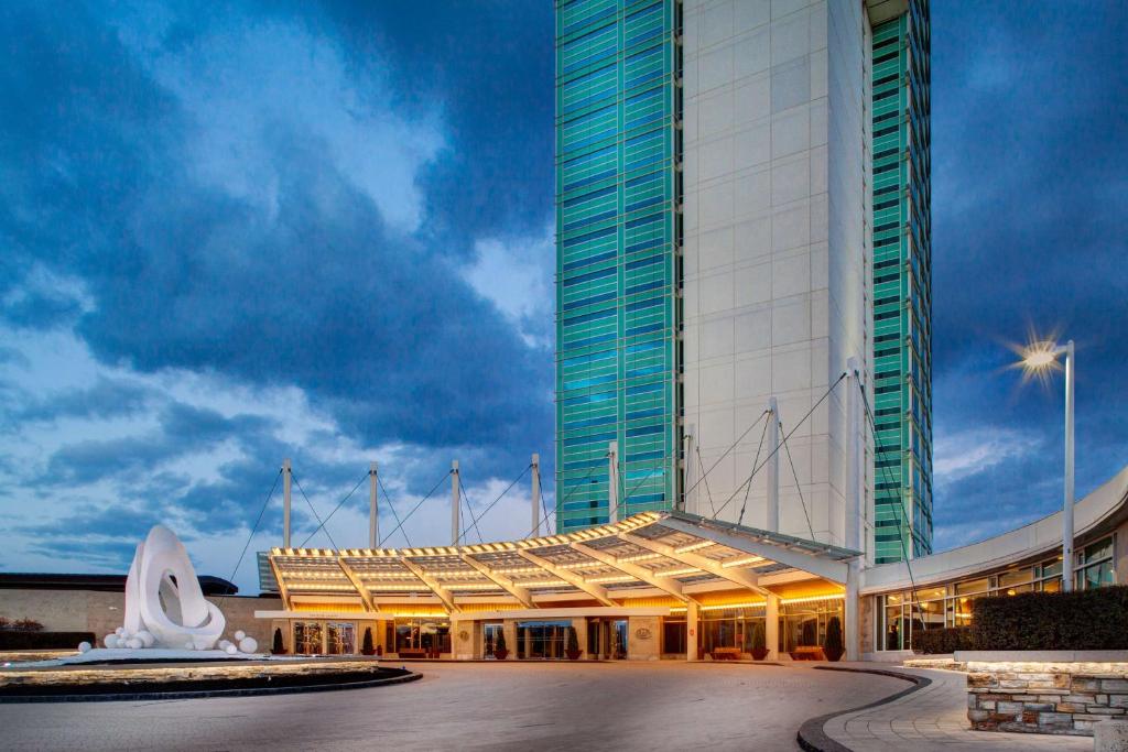Image 1 of Hilton Lac-Leamy