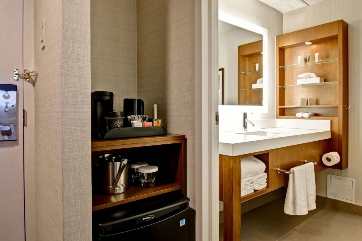Image 3 of Hilton Mississauga/Meadowvale