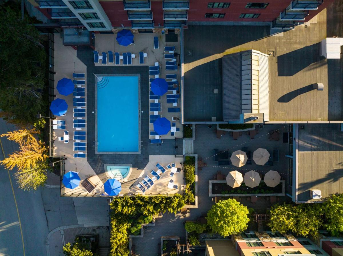 Image 4 of Hilton Whistler Resort & Spa