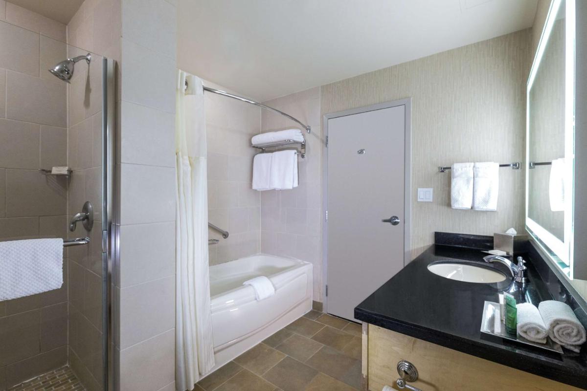 Image 3 of Hilton Whistler Resort & Spa