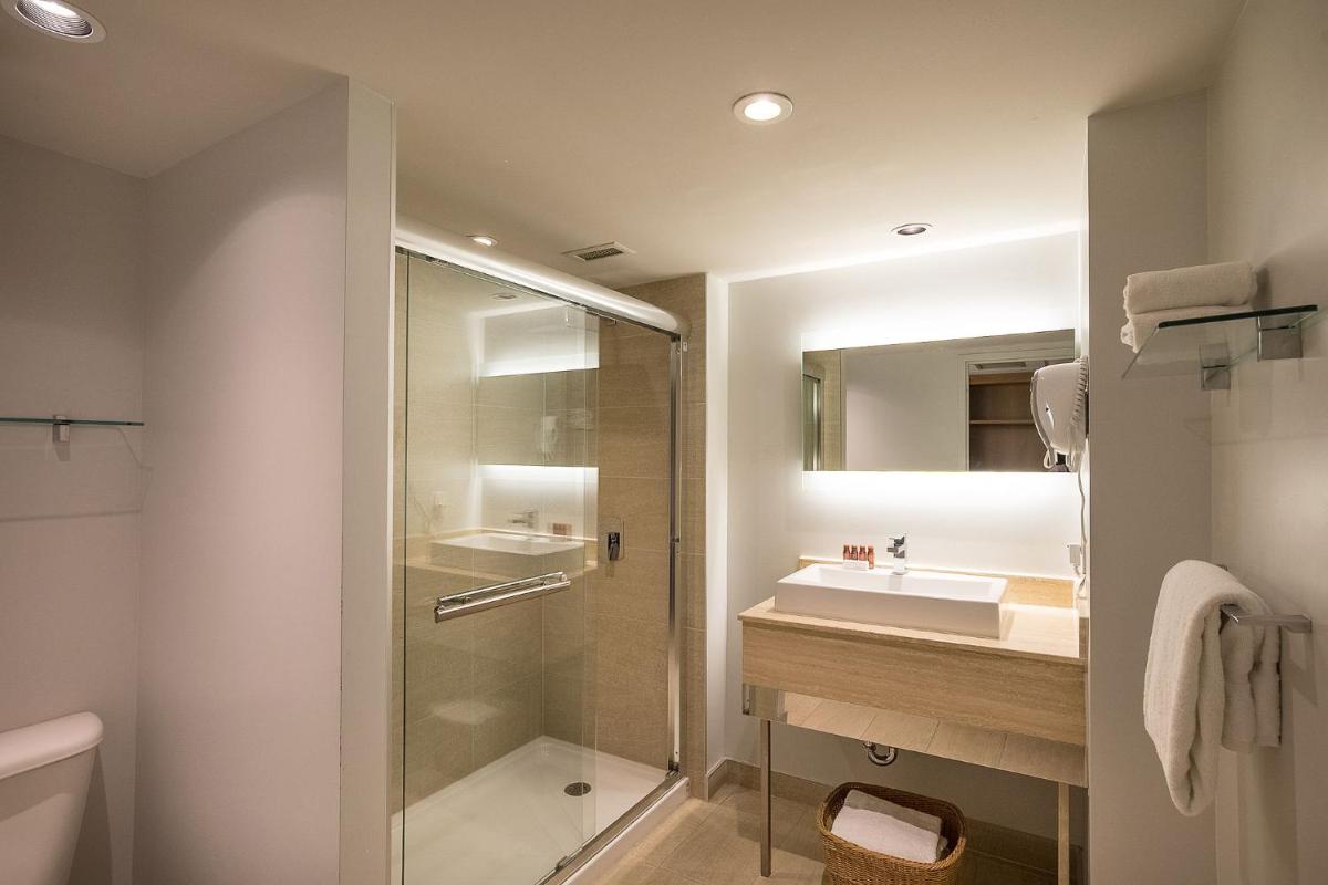 Image 3 of Hotel Chateau Bromont
