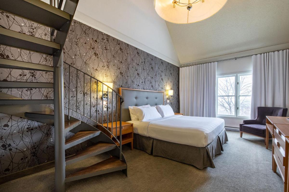 Image 2 of Hotel Chateau Bromont