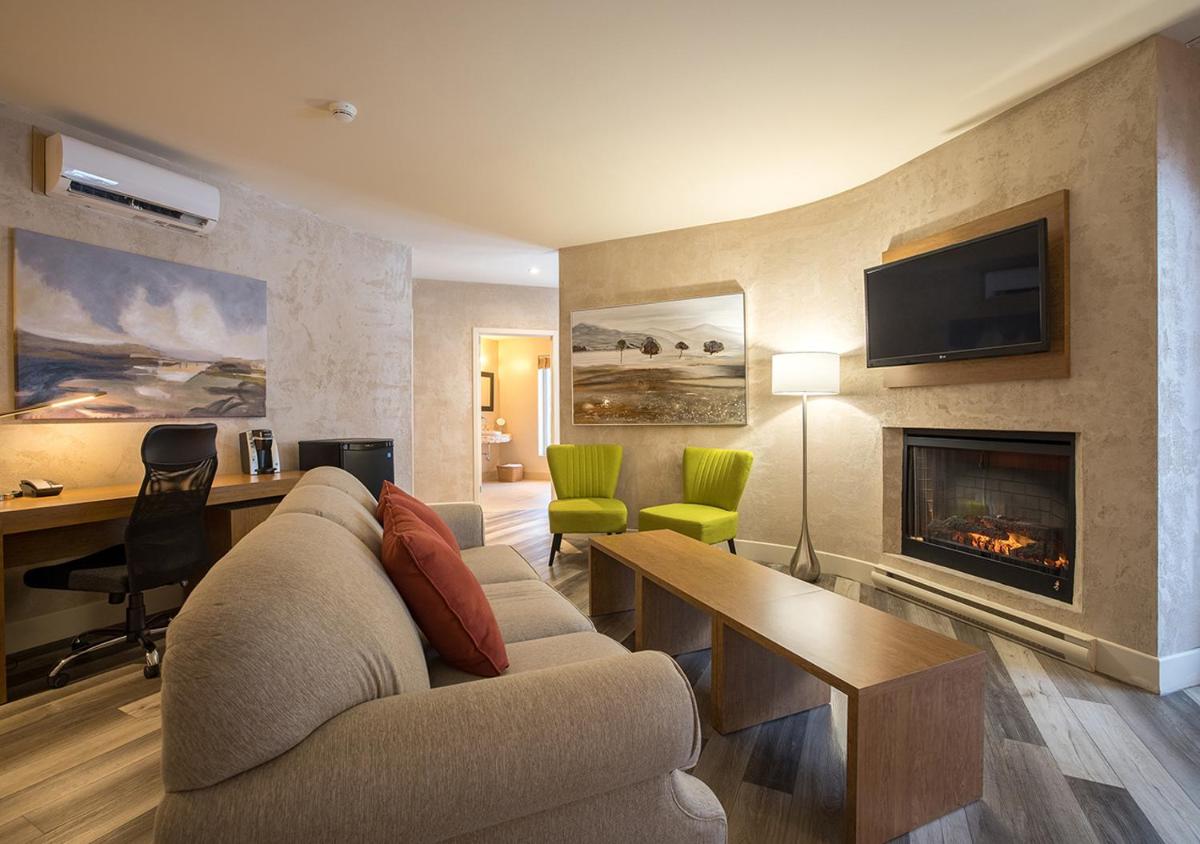 Image 6 of Hotel Chateau Bromont