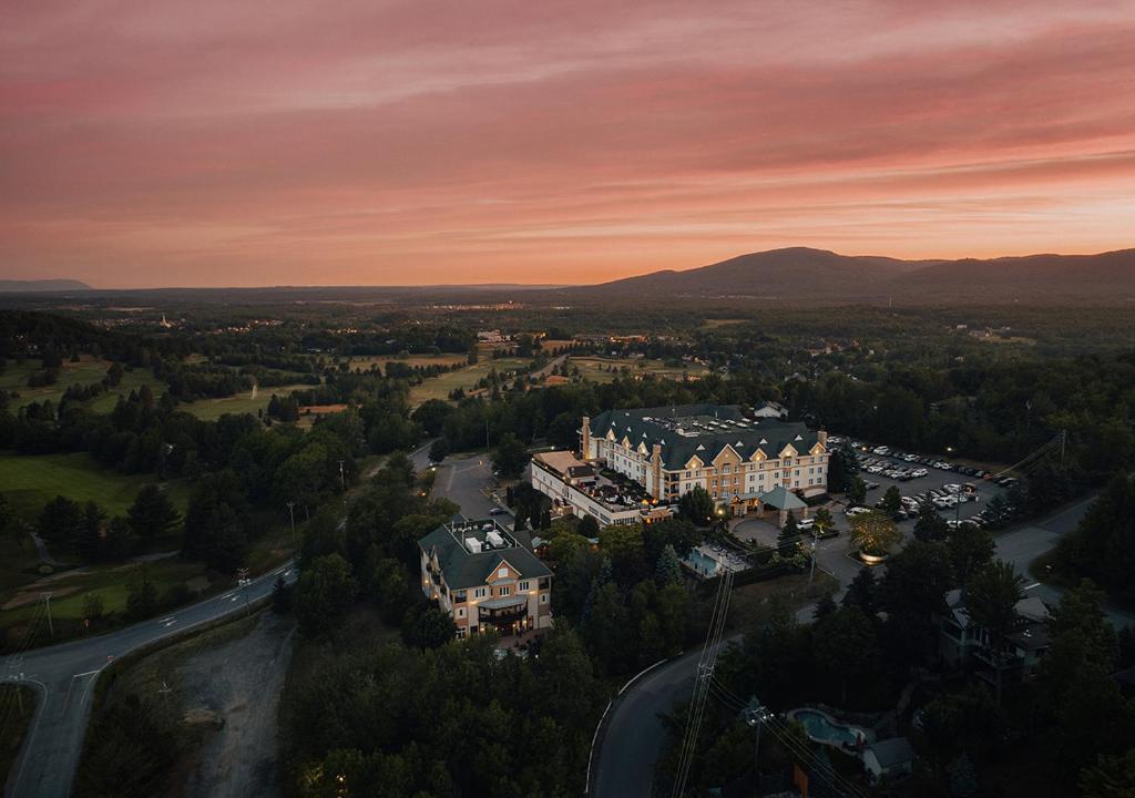 Image 1 of Hotel Chateau Bromont
