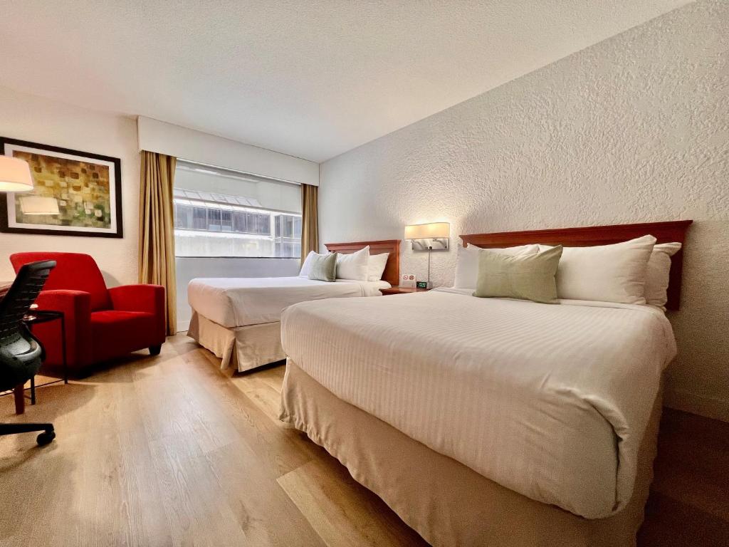 Image 1 of Hotel Universel Montréal