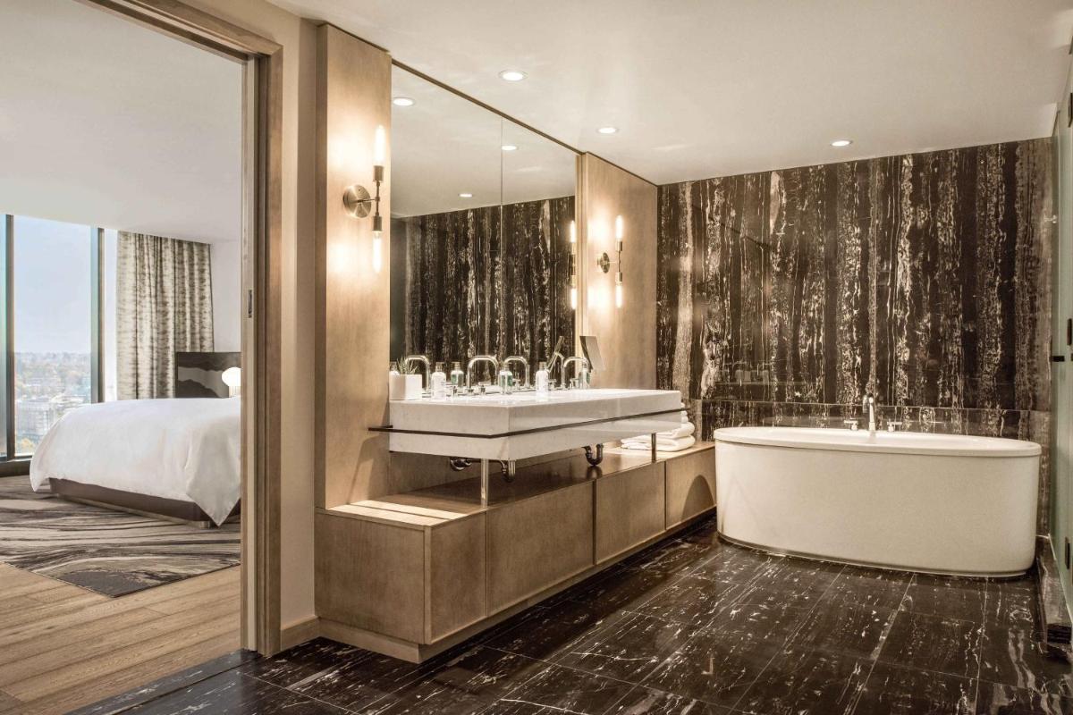Image 3 of JW Marriott Parq Vancouver