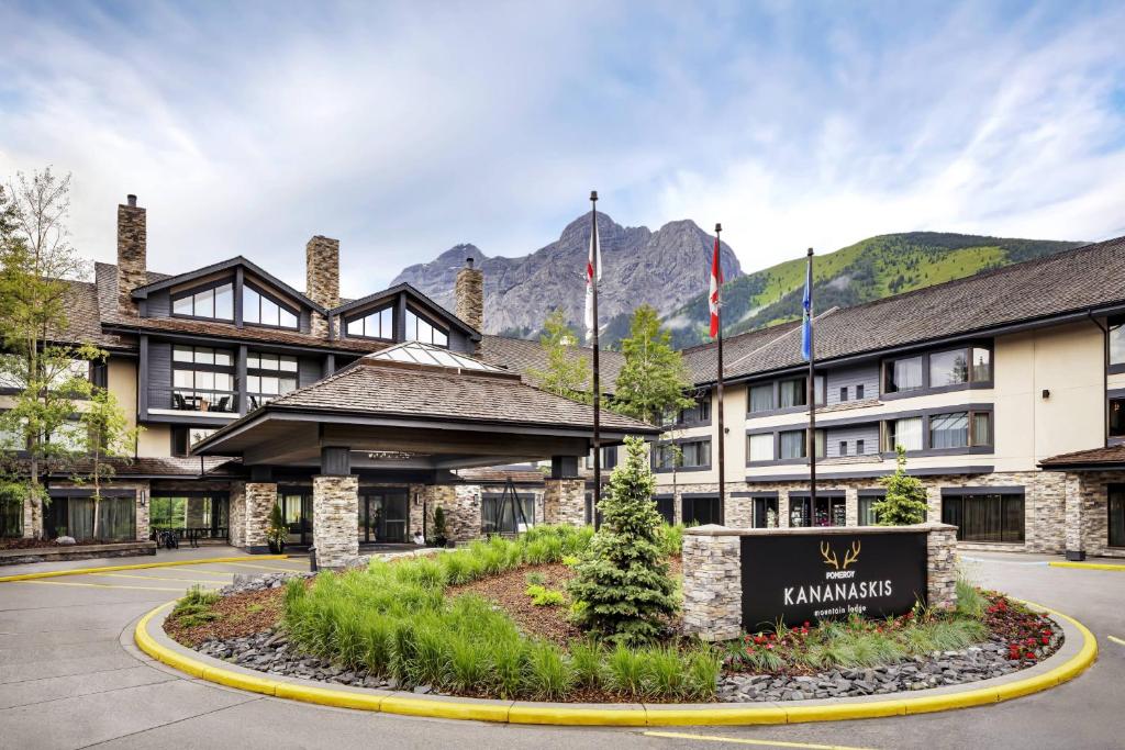 Image 2 of Kananaskis Mountain Lodge, Autograph Collection