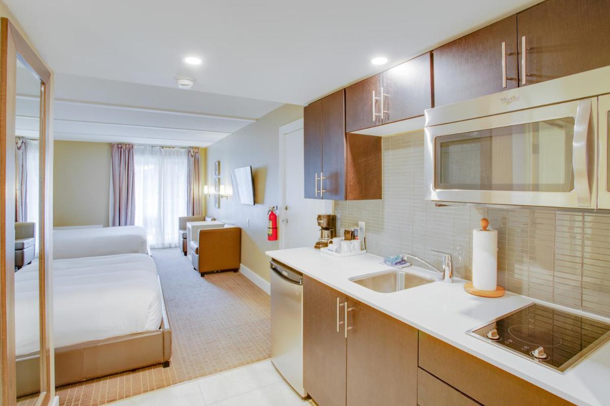 Image 3 of Living Water Resort & Spa