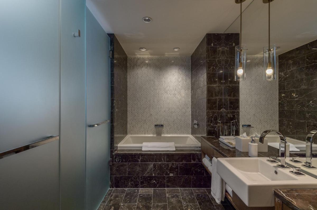 Image 3 of Loden Vancouver