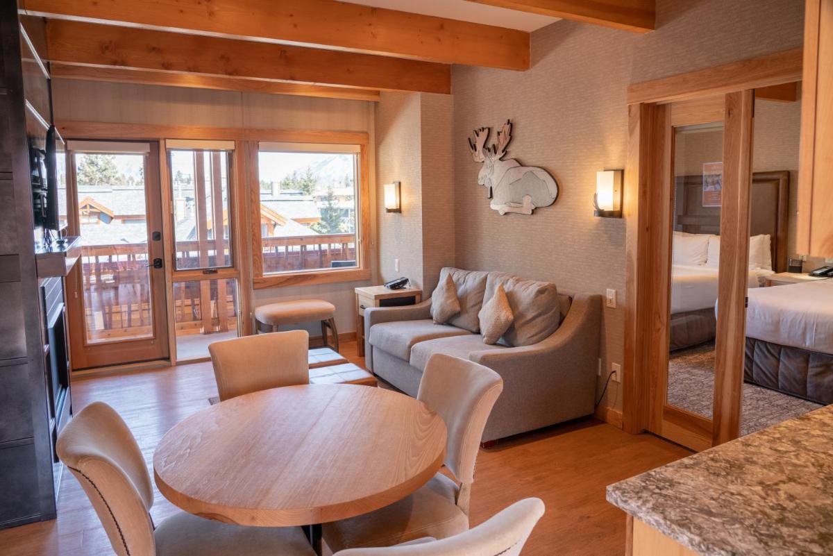 Image 6 of Moose Hotel and Suites