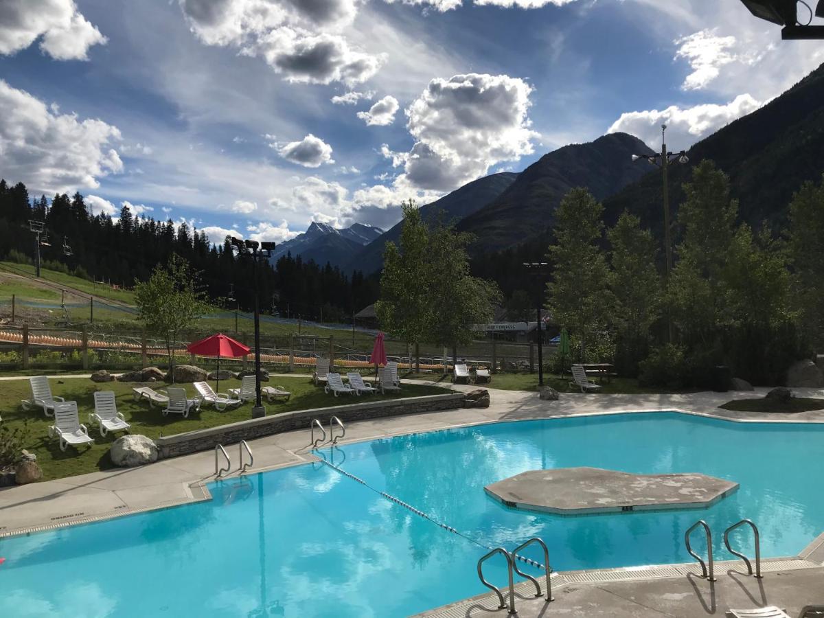 Image 6 of Panorama Mountain Resort – Horsethief Lodge with Fairmont Creek
