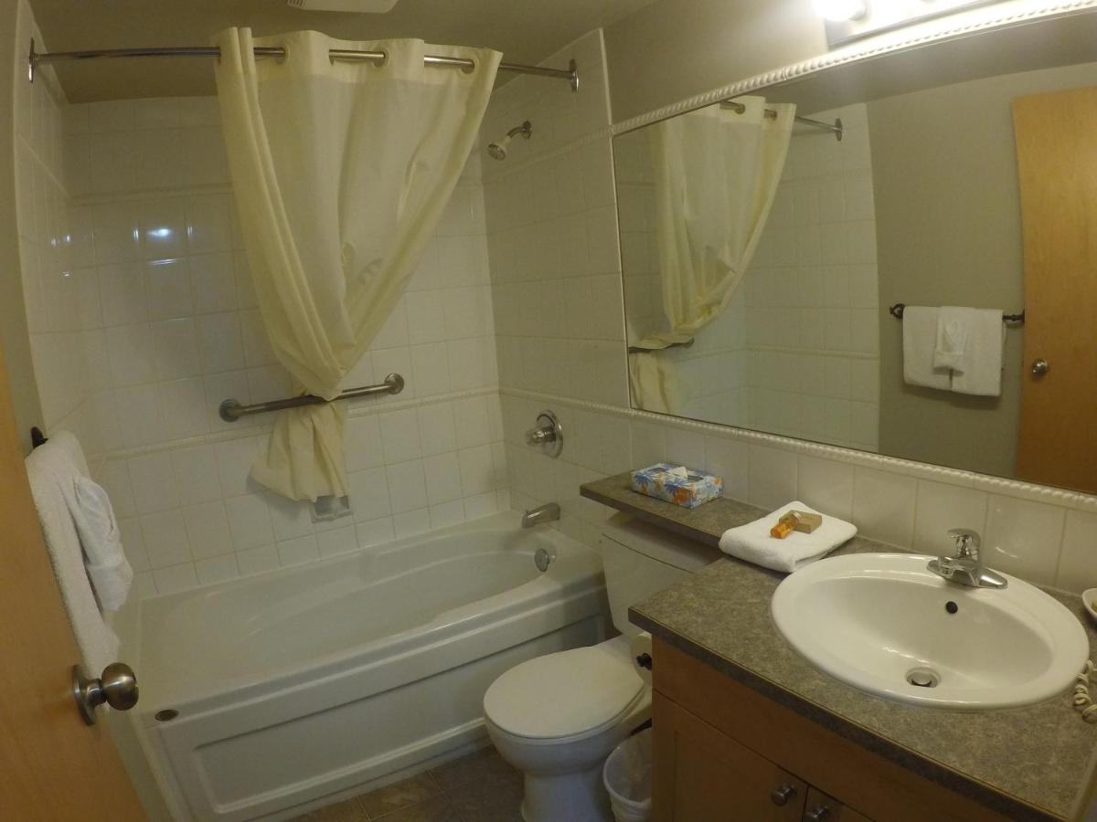 Image 3 of Panorama Vacation Retreat at Horsethief Lodge