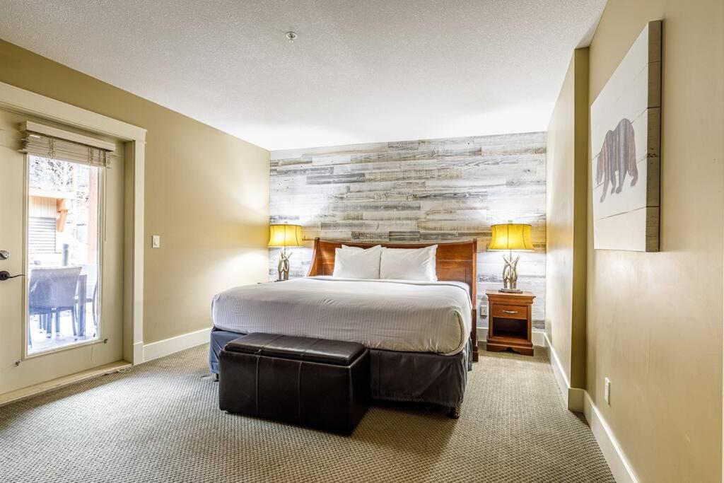 Image 2 of Pooches Paradise – Pet Friendly Hot Tub & Pool
