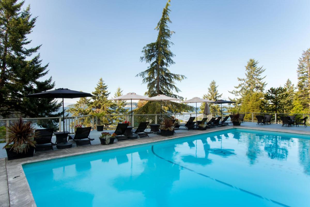 Image 4 of Rockwater Secret Cove Resort