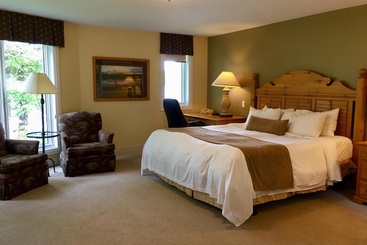Image 7 of Sherwood Inn