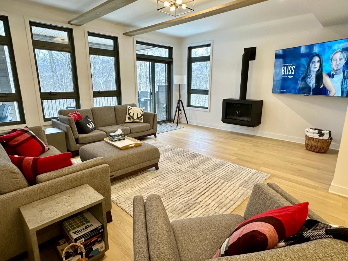 Image 2 of Tremblant Luxe 3BR Pet-friendly, Entertainment!
