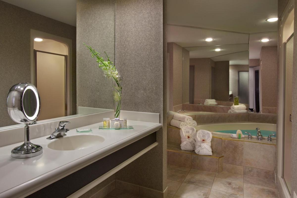 Image 3 of White Oaks Conference & Resort Spa