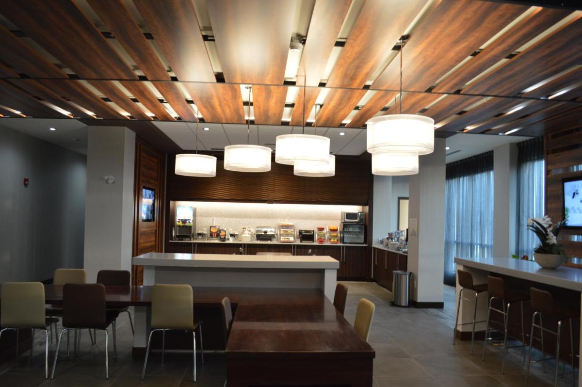 Image 5 of Wingate by Wyndham Kamloops