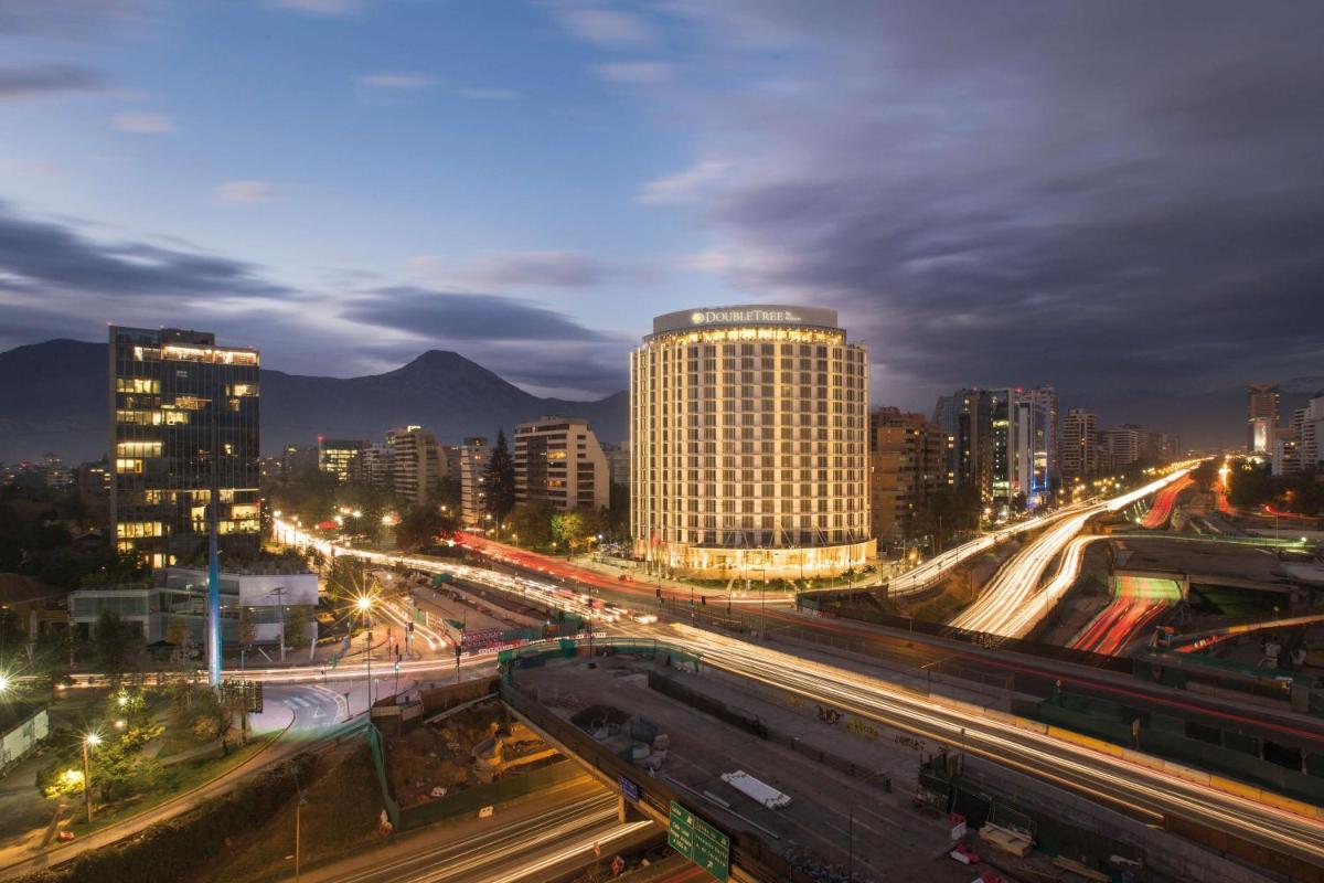 Image 3 of DoubleTree by Hilton Santiago Kennedy, Chile