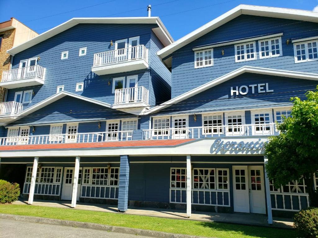 Image 2 of Hotel Geronimo
