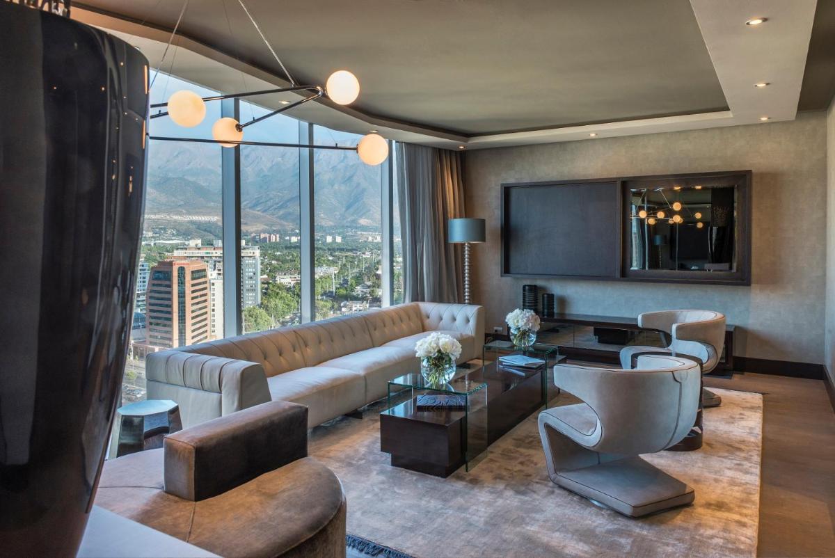 Image 6 of Icon Hotel
