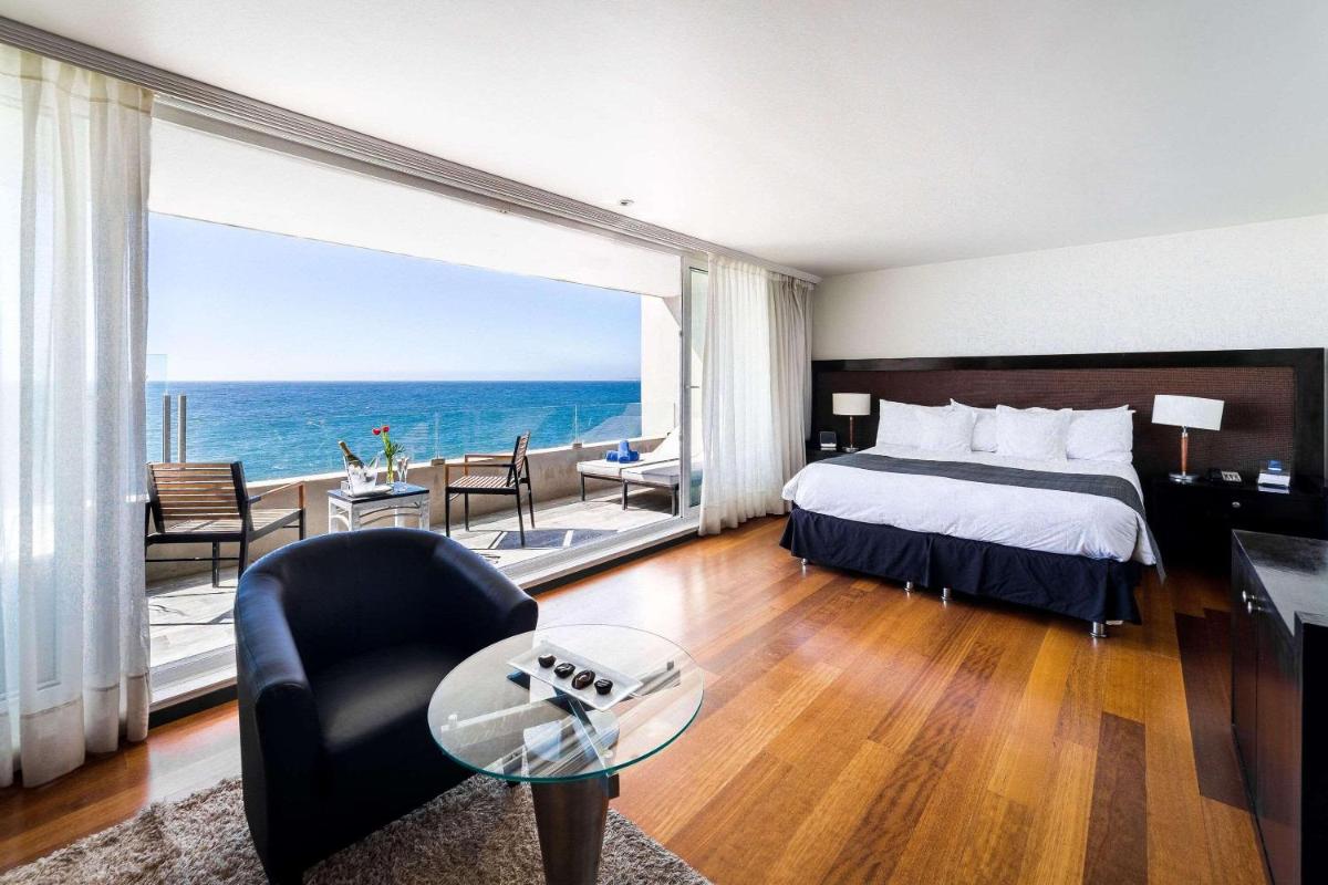 Image 2 of Radisson Blu Acqua Hotel & Spa Concon
