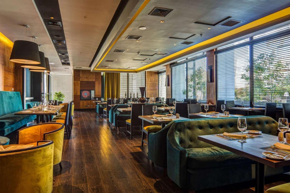 Image 5 of Wyndham Santiago Pettra