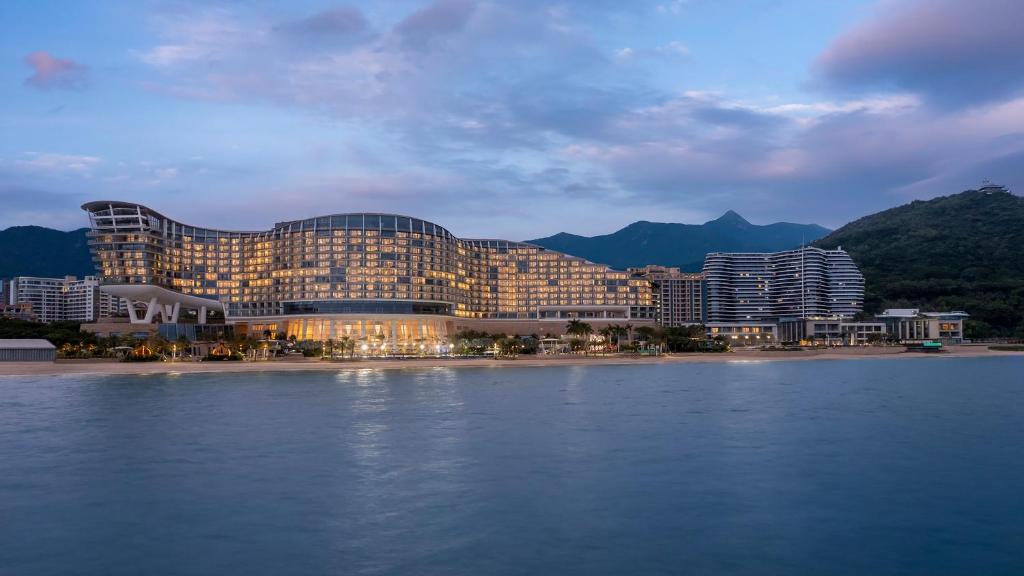 Intercontinental Shenzhen Dameisha Resort by IHG