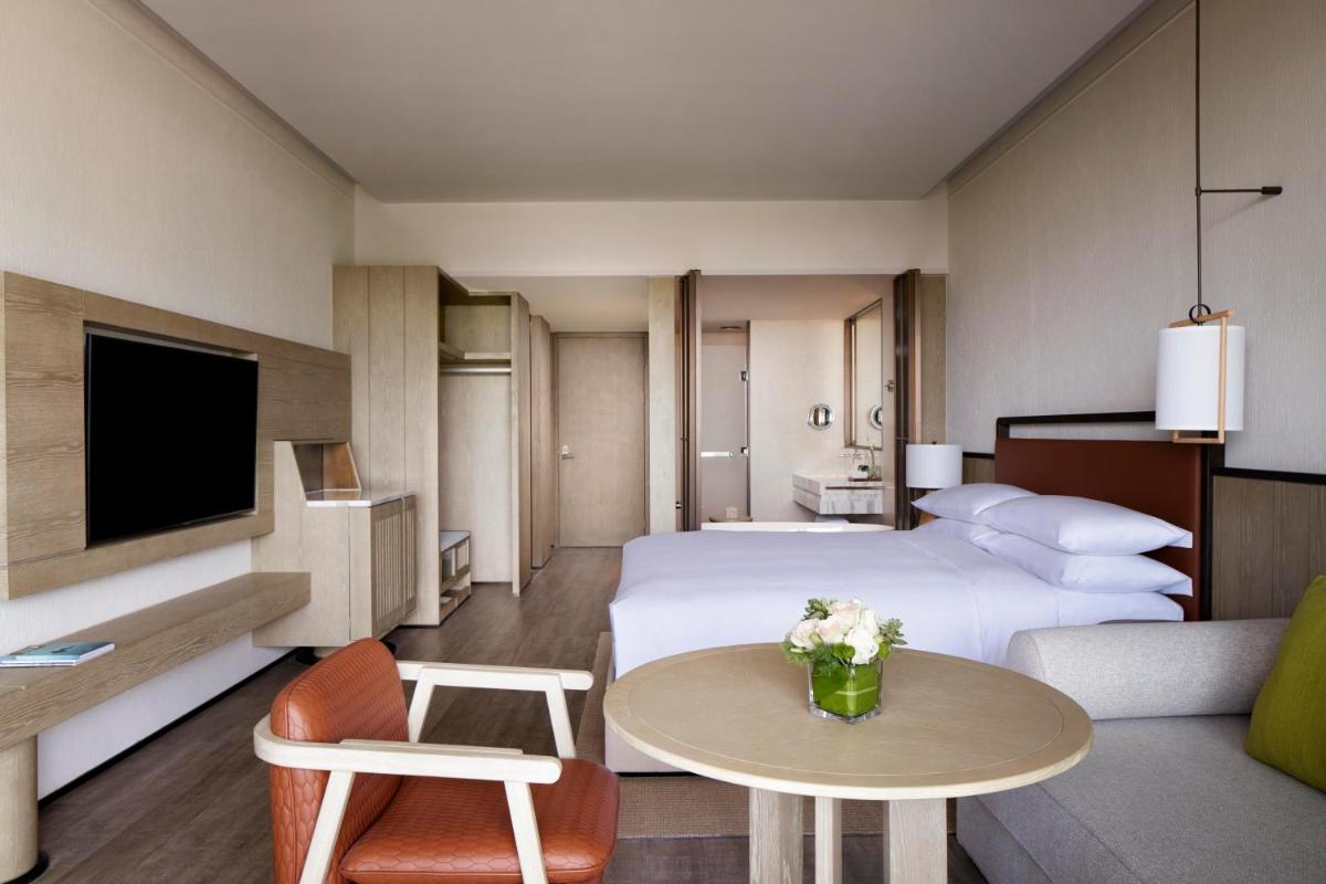 Image 2 of Sanya Marriott Yalong Bay Resort & Spa