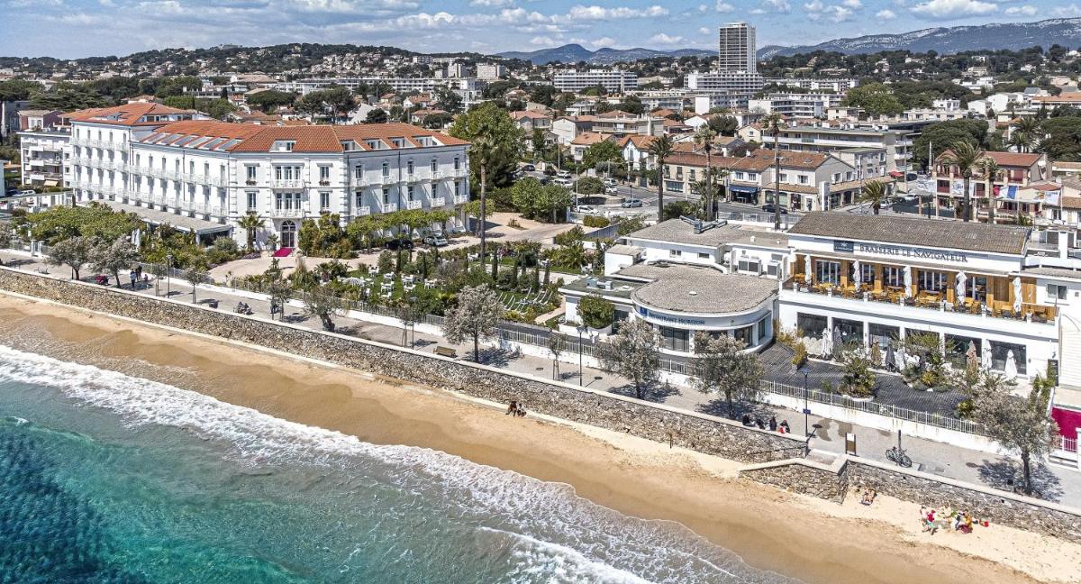 Grand Hotel Des Sablettes Plage, Curio Collection By Hilton