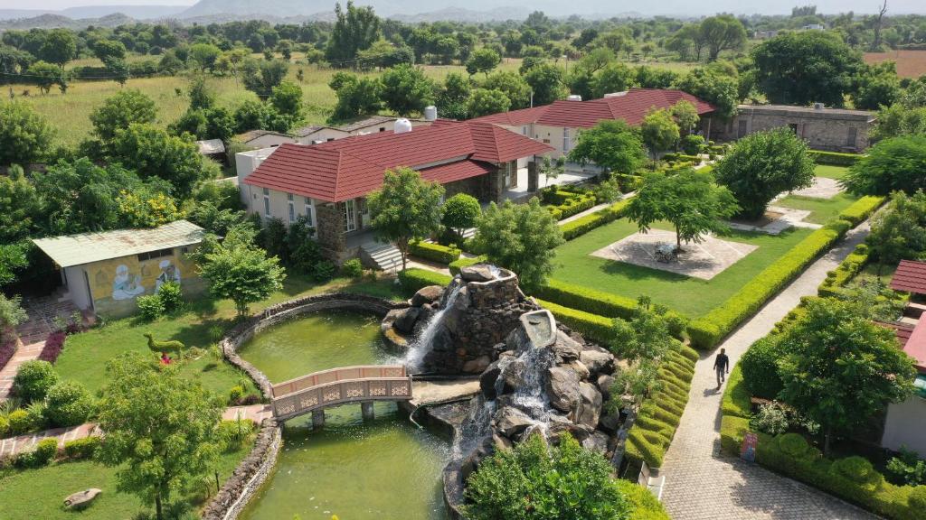 Astroport Sariska “Treetop” by Eight Continents