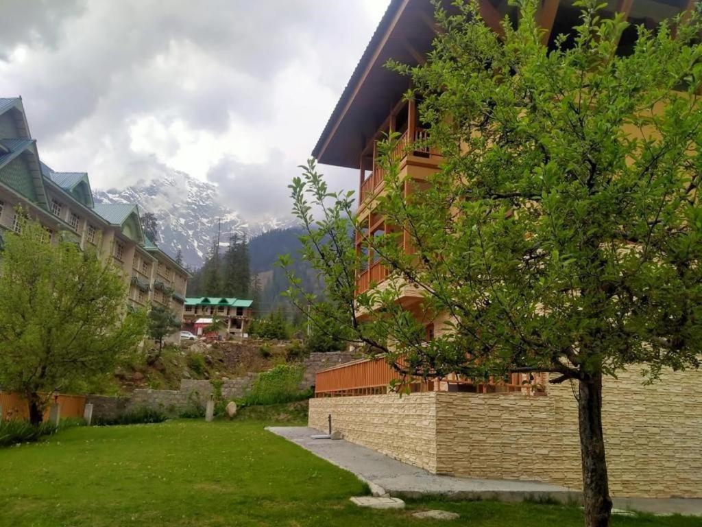 Solang Valley Resort