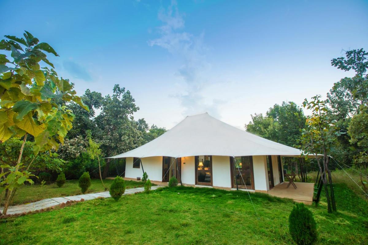 Tuli Veer Bagh Resort