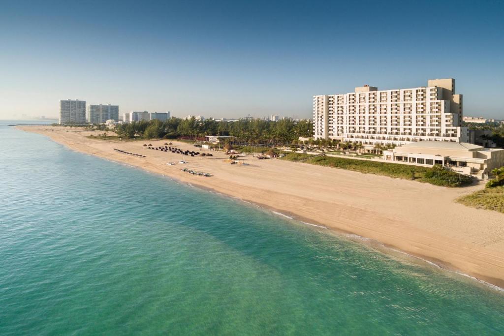 Fort Lauderdale Marriott Harbor Beach Resort & Spa