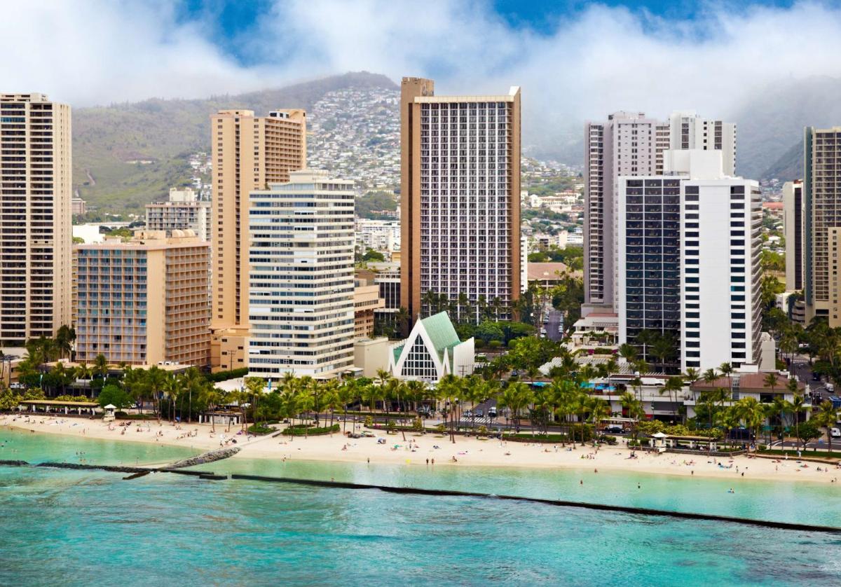 Hilton Waikiki Beach Resort & Spa