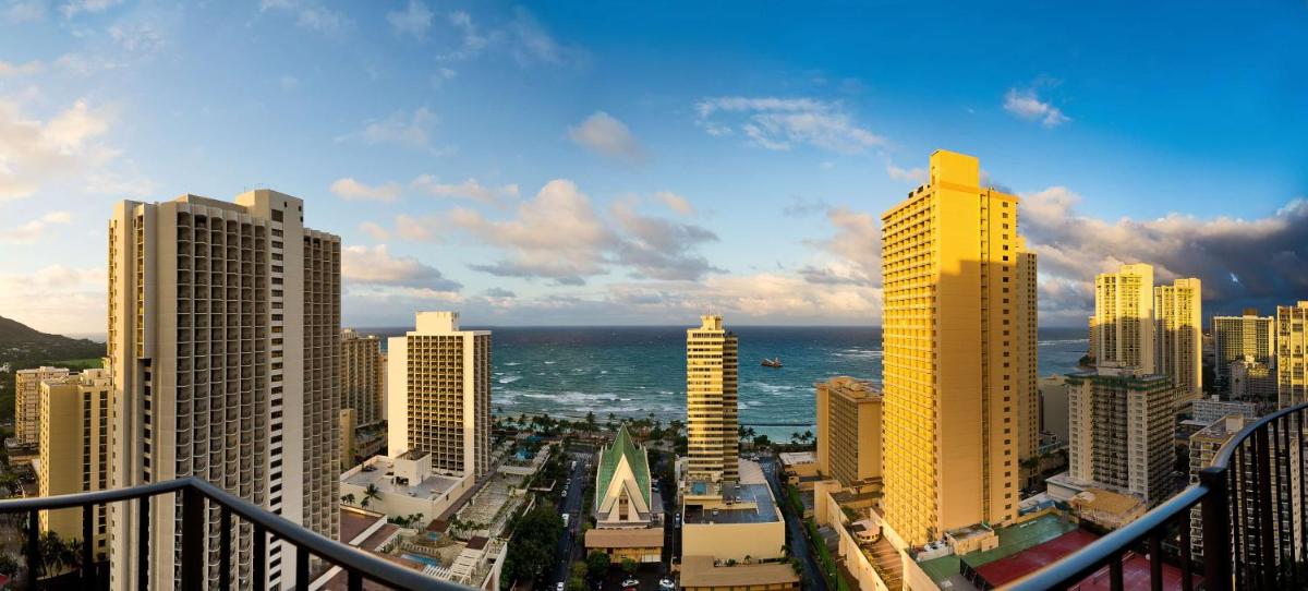 Hilton Waikiki Beach Resort & Spa