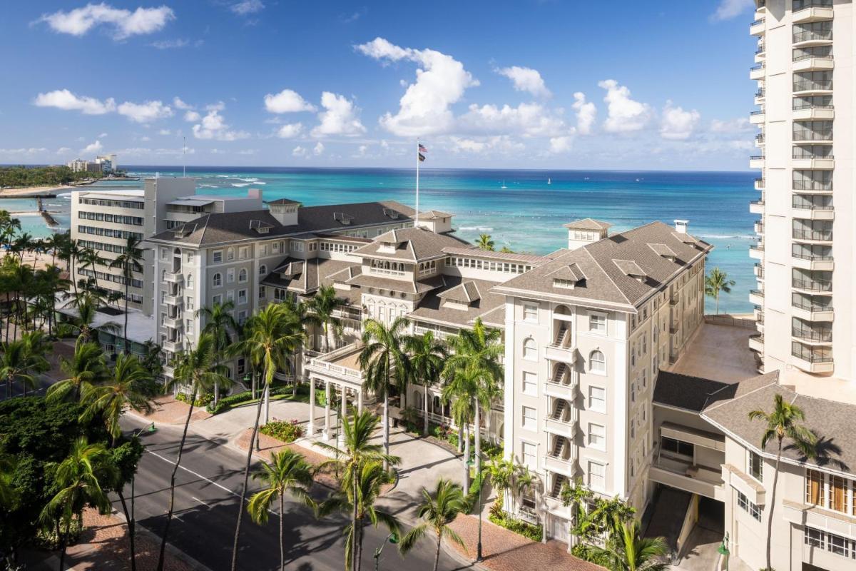 Moana Surfrider, A Westin Resort & Spa, Waikiki Beach